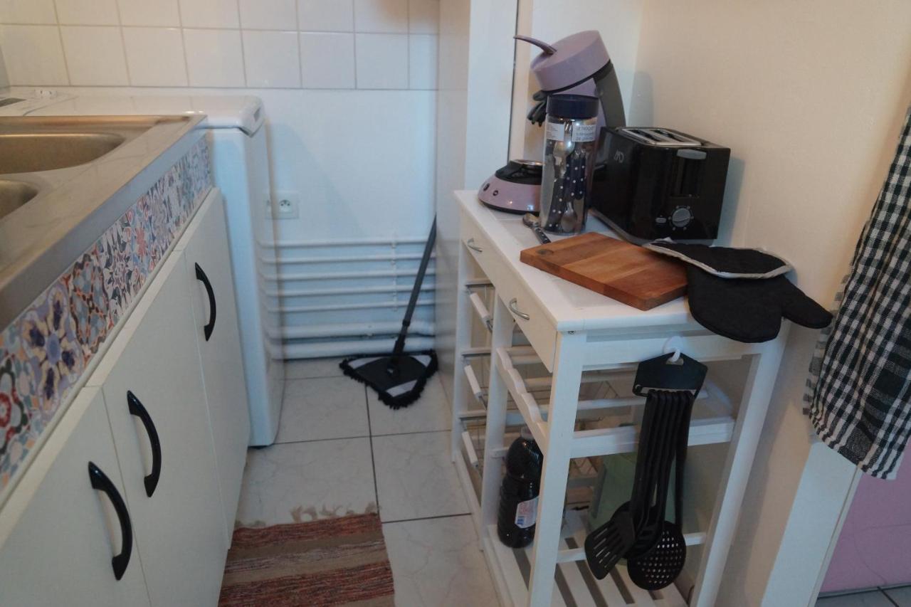 Le Pompidou T2 Pour 2 A 4 Pers Avec Parking Prive & Balcon Place Ney Анже Экстерьер фото