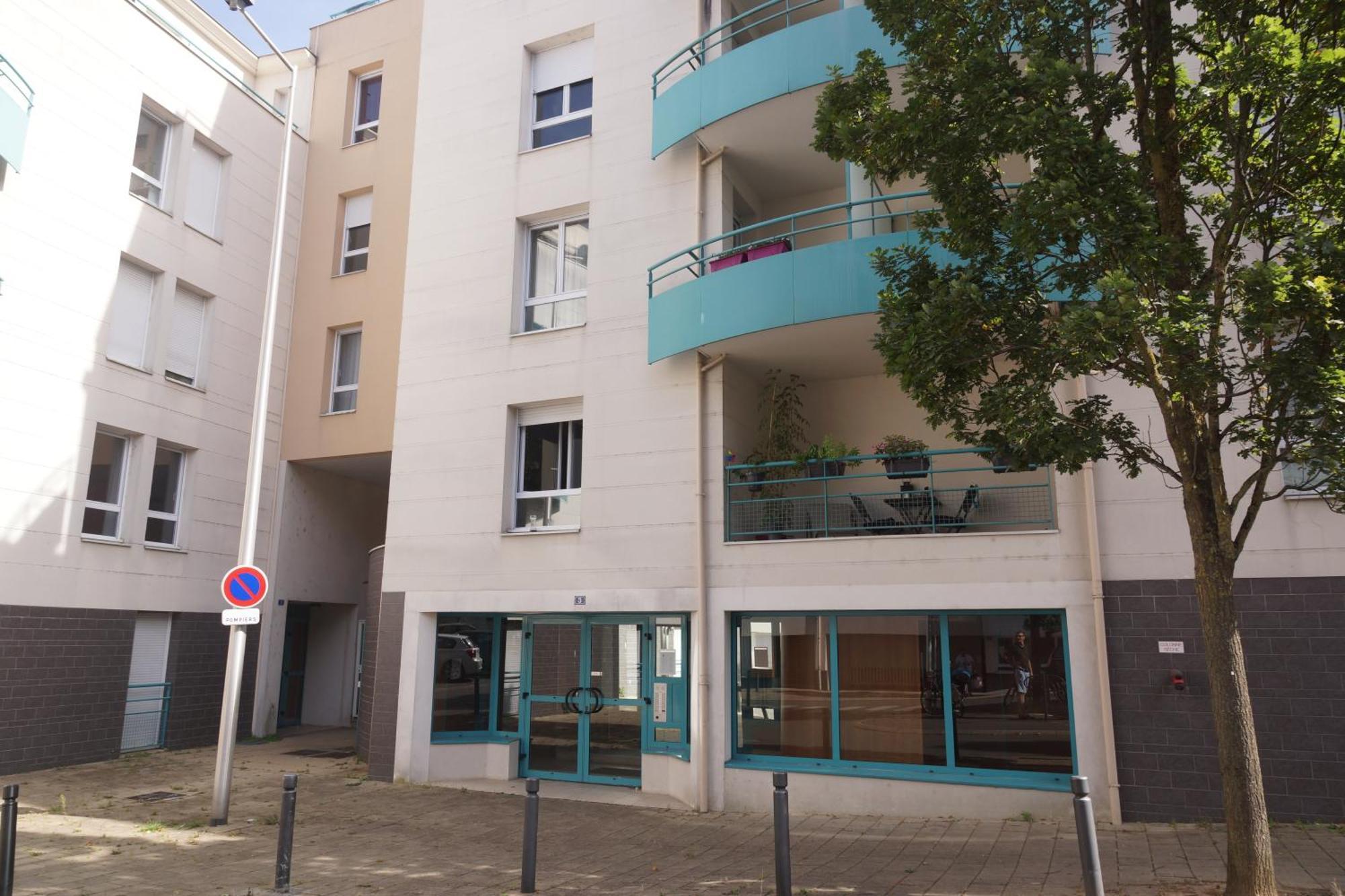 Le Pompidou T2 Pour 2 A 4 Pers Avec Parking Prive & Balcon Place Ney Анже Экстерьер фото